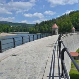 Hráz na liberecké přehradě Harcov je opět přístupná, pláž se otevře nejspíš v půlce prázdnin