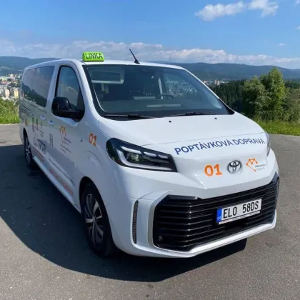 Poptávková doprava v Jablonci už jezdí