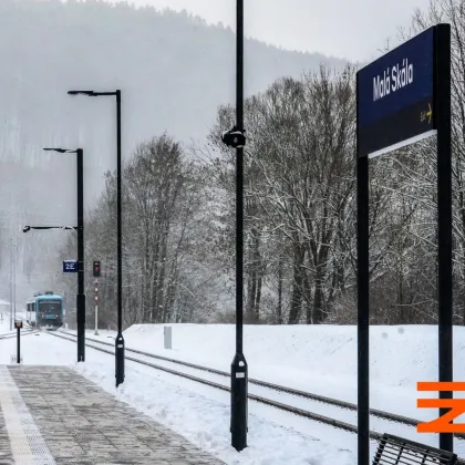 Vlaky mezi Turnovem a Železným Brodem teď můžou jezdit rychlostí 100 km/h